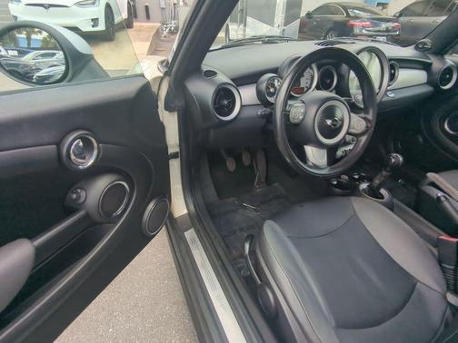 2010 MINI Cooper