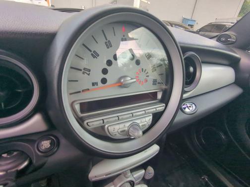 2010 MINI Cooper