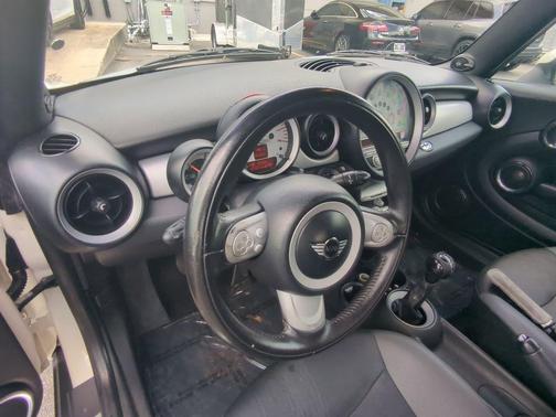 2010 MINI Cooper