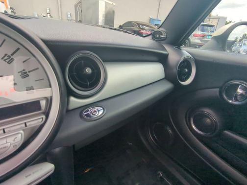 2010 MINI Cooper