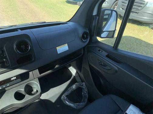 2025 Mercedes-Benz Sprinter 2500 170 WB High Roof Extended Cargo