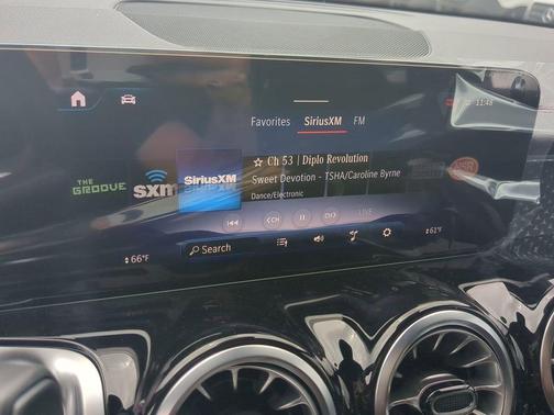 2024 Mercedes-Benz EQB 300 Base 4MATIC