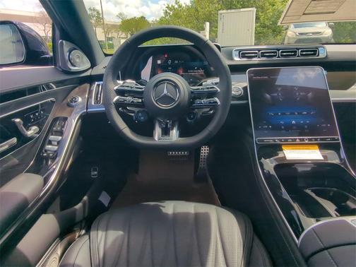 2025 Mercedes-Benz AMG S 63 E Base