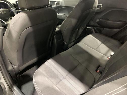 2021 Hyundai VENUE SEL