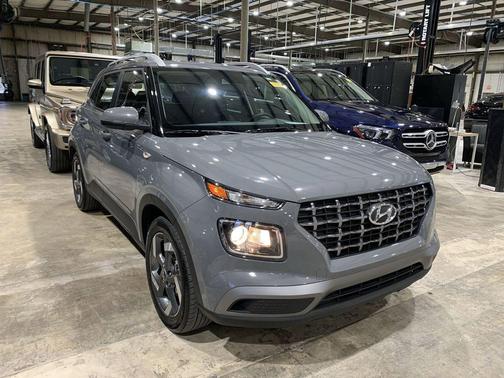2021 Hyundai VENUE SEL
