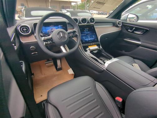 2025 Mercedes-Benz GLC 350e Base 4MATIC