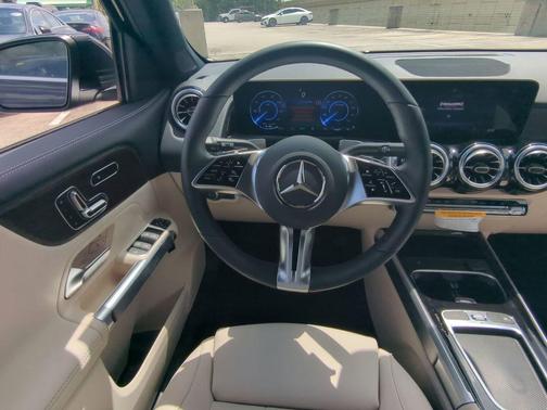 2024 Mercedes-Benz EQB 300 Base 4MATIC