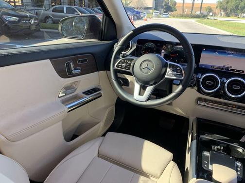 2022 Mercedes-Benz GLA 250 Base 4MATIC