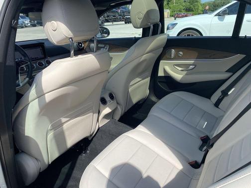 MANUFAKTUR Diamond White Metallic 2023 Mercedes-Benz E-Class E 450 4MATIC
