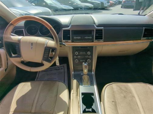2012 Lincoln MKZ Base