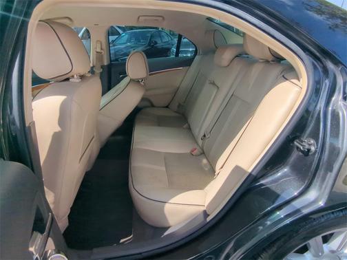 2012 Lincoln MKZ Base