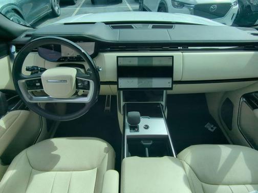 2025 Land Rover Range Rover P530 Autobiography