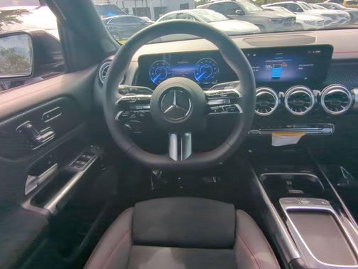 2024 Mercedes-Benz EQB 300 Base 4MATIC