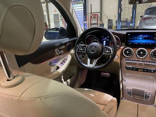 2021 Mercedes-Benz GLC 300 Base 4MATIC