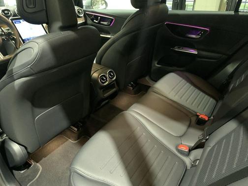 2025 Mercedes-Benz GLC 350e Base 4MATIC