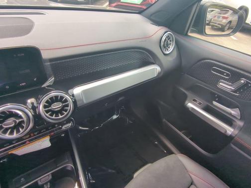 2024 Mercedes-Benz EQB 300 Base 4MATIC
