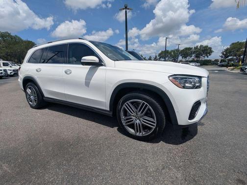 Polar White 2024 Mercedes-Benz GLS 450 4MATIC