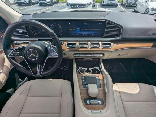 Polar White 2024 Mercedes-Benz GLS 450 4MATIC