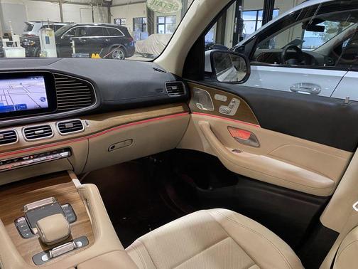 Polar White 2024 Mercedes-Benz GLS 450 4MATIC