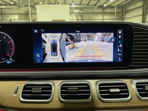 Polar White 2024 Mercedes-Benz GLS 450 4MATIC