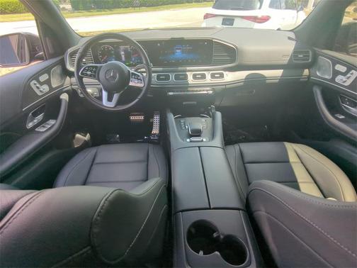 2023 Mercedes-Benz GLS 450 4MATIC