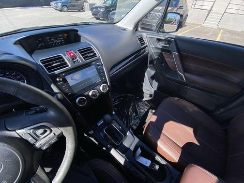 2017 Subaru Forester 2.0XT Touring