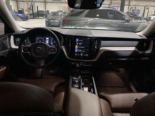 2020 Volvo XC60 T5 Inscription