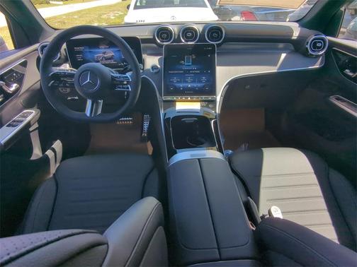 2025 Mercedes-Benz GLC 350e Base 4MATIC