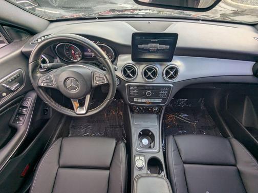 2017 Mercedes-Benz CLA 250 Base