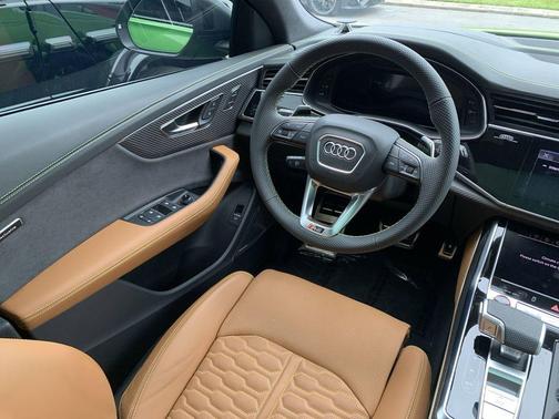 2024 Audi RS Q8 4.0T quattro