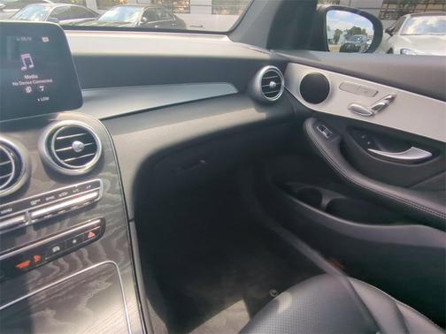 2022 Mercedes-Benz GLC 300 Base