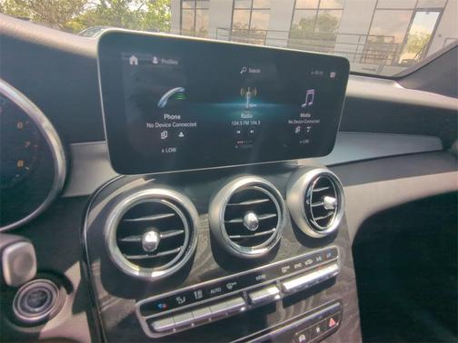 2022 Mercedes-Benz GLC 300 Base