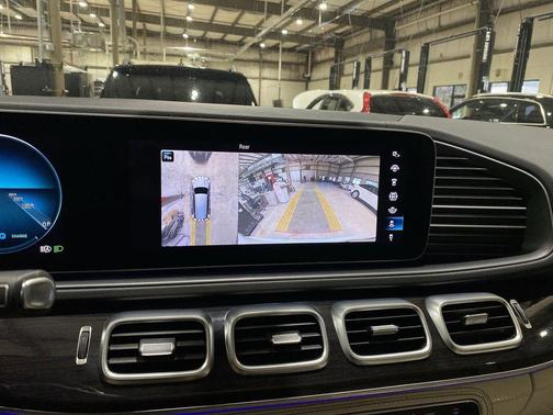 2022 Mercedes-Benz GLS 450 4MATIC