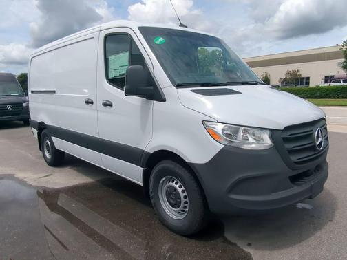 2025 Mercedes-Benz Sprinter 2500 144 WB