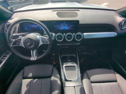 2024 Mercedes-Benz EQB 300 Base 4MATIC