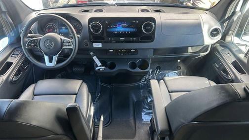 2024 Mercedes-Benz Sprinter 2500 144 WB