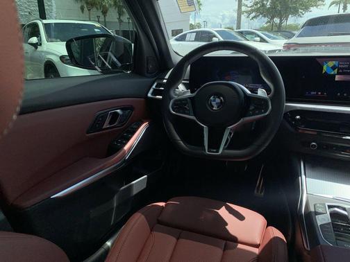 2025 BMW 330 i xDrive