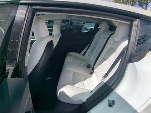 2022 Tesla Model 3 Base