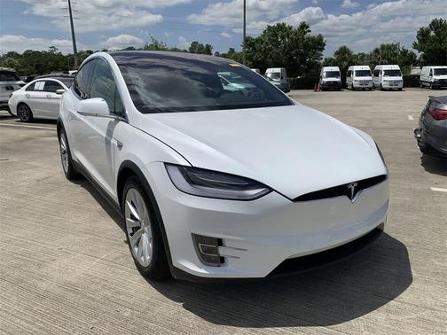2020 Tesla Model X Long Range