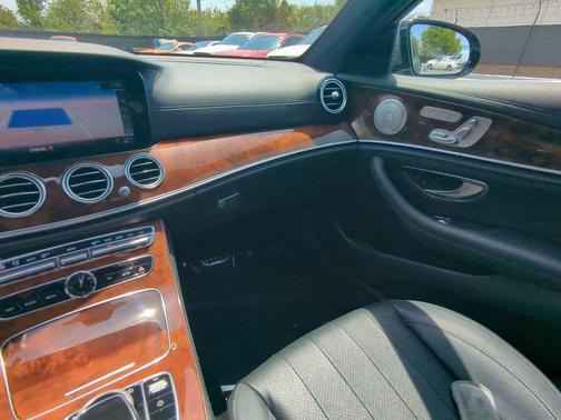 2019 Mercedes-Benz E-Class E 300