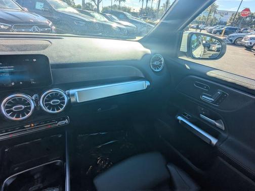 2021 Mercedes-Benz GLB 250 Base