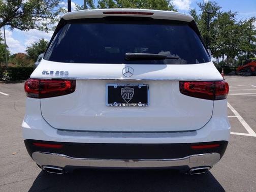 2021 Mercedes-Benz GLB 250 Base