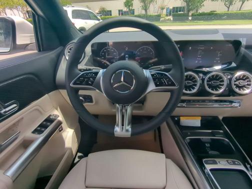 2025 Mercedes-Benz GLA 250 Base