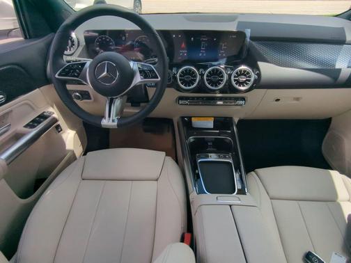 2025 Mercedes-Benz GLA 250 Base