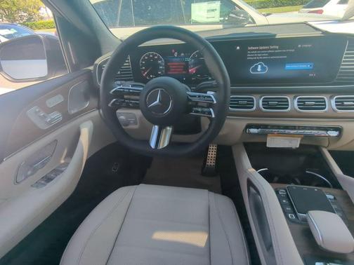 2026 Mercedes-Benz GLS 450 4MATIC
