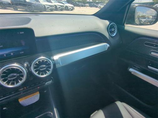 2025 Mercedes-Benz GLB 250 Base