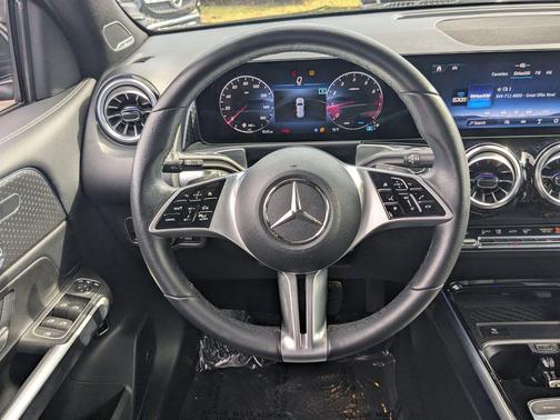 2024 Mercedes-Benz GLB 250 Base 4MATIC