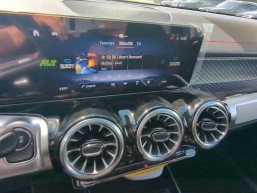 2024 Mercedes-Benz EQB 300 Base 4MATIC