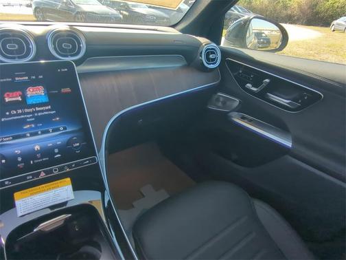 2025 Mercedes-Benz GLC 300 Base