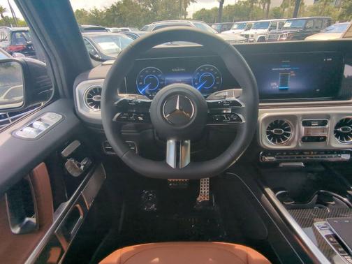 2025 Mercedes-Benz G-Class Base